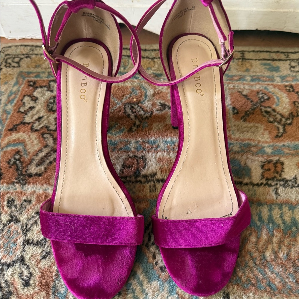 Bamboo Heels - Worn Once - Size 10